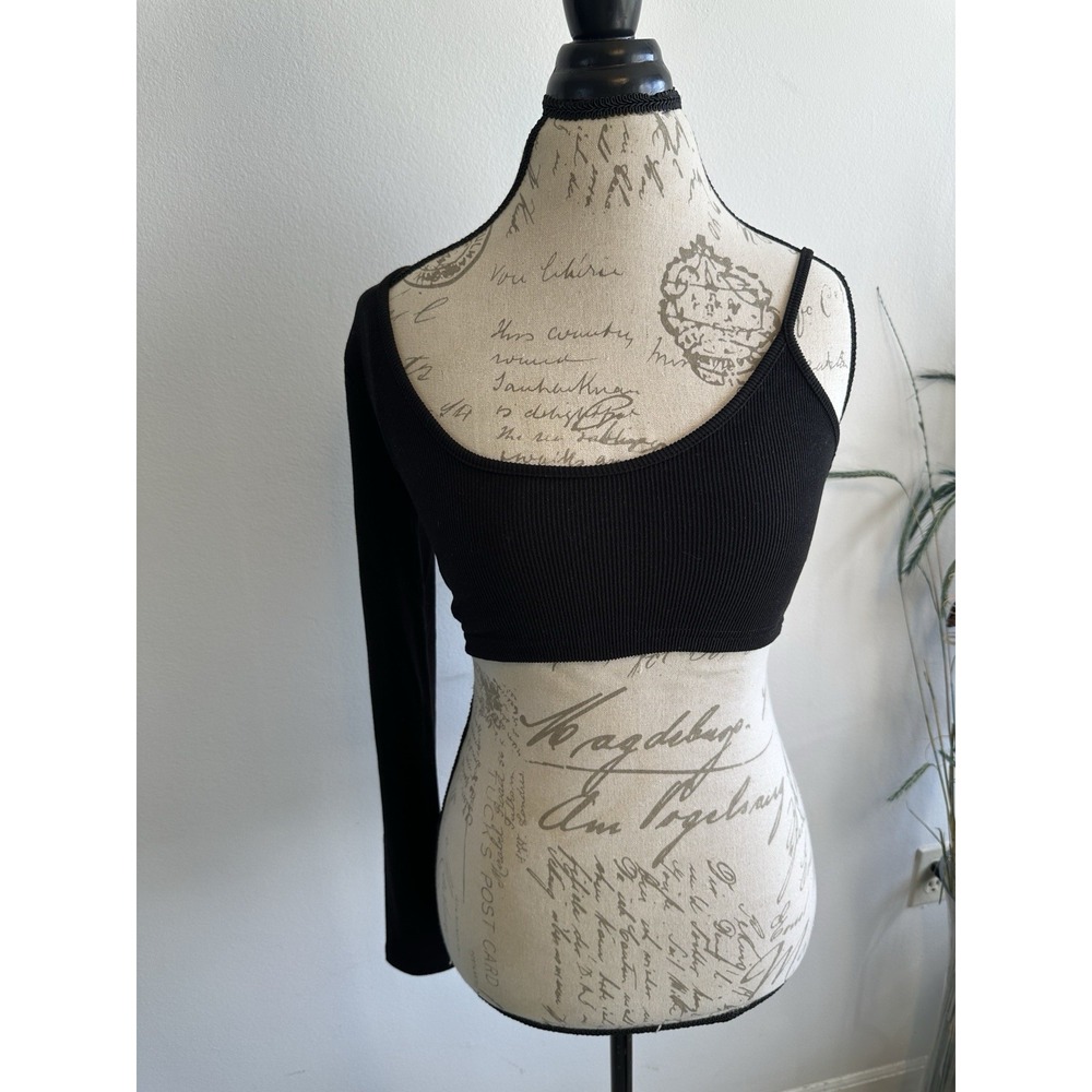 White Fox Women's "The Ex Factor Crop" Top Black S One Sleeve NWT‎